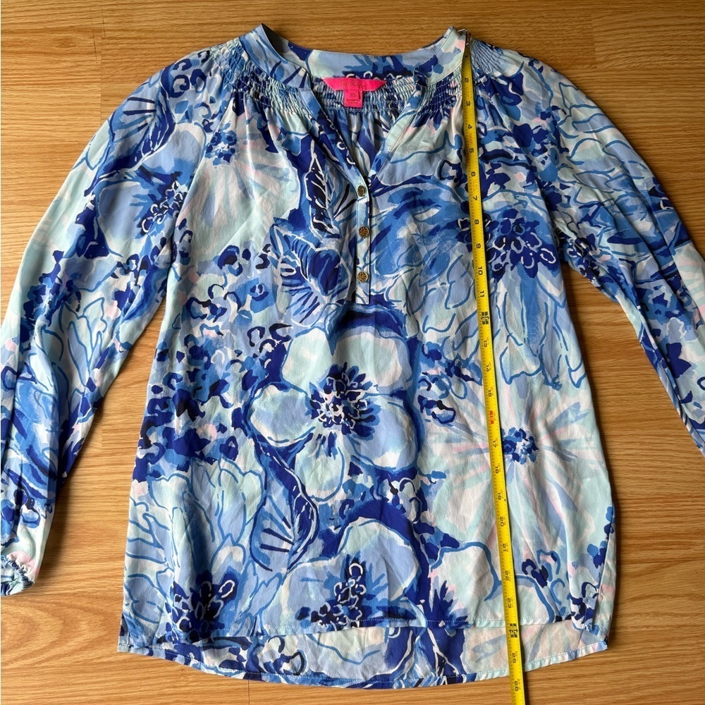 Lilly Pulitzer 100% Silk Elsa Blouse in Catch and Keep Sz XS - Picture 5 of 8